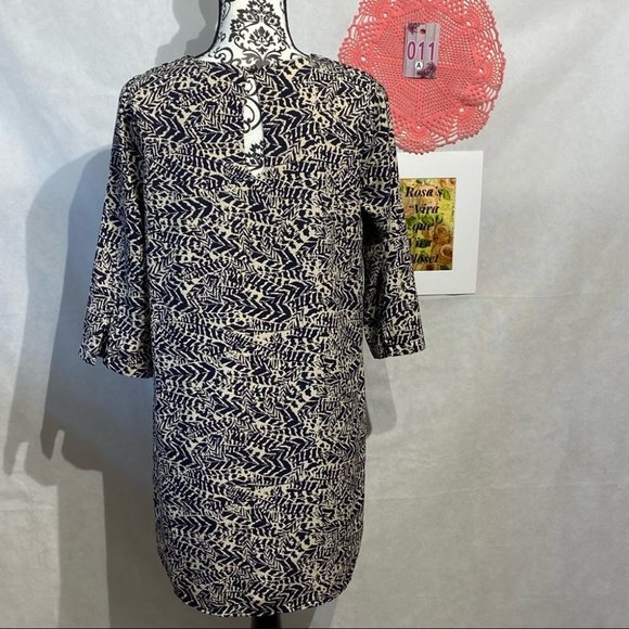 Sienna Sky Leaf print Shift Dress 3/4 Sleeves - Picture 5 of 12